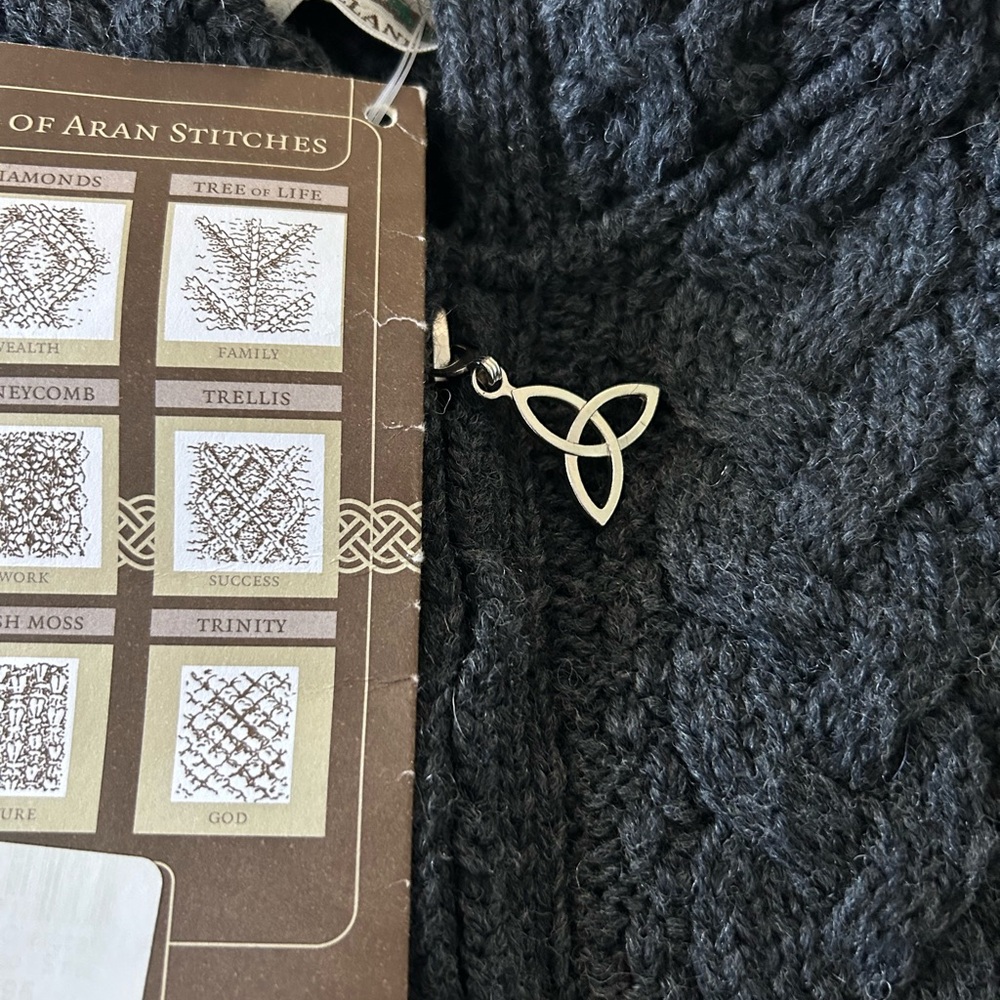 Aran Crafts Dark Gray Wool Sweater, Authenticity certificate - Picture 8 of 9